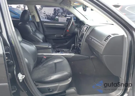 2008 Chrysler 300C Srt8 from USA, damaged, VIN 2C3LA73W78H287545